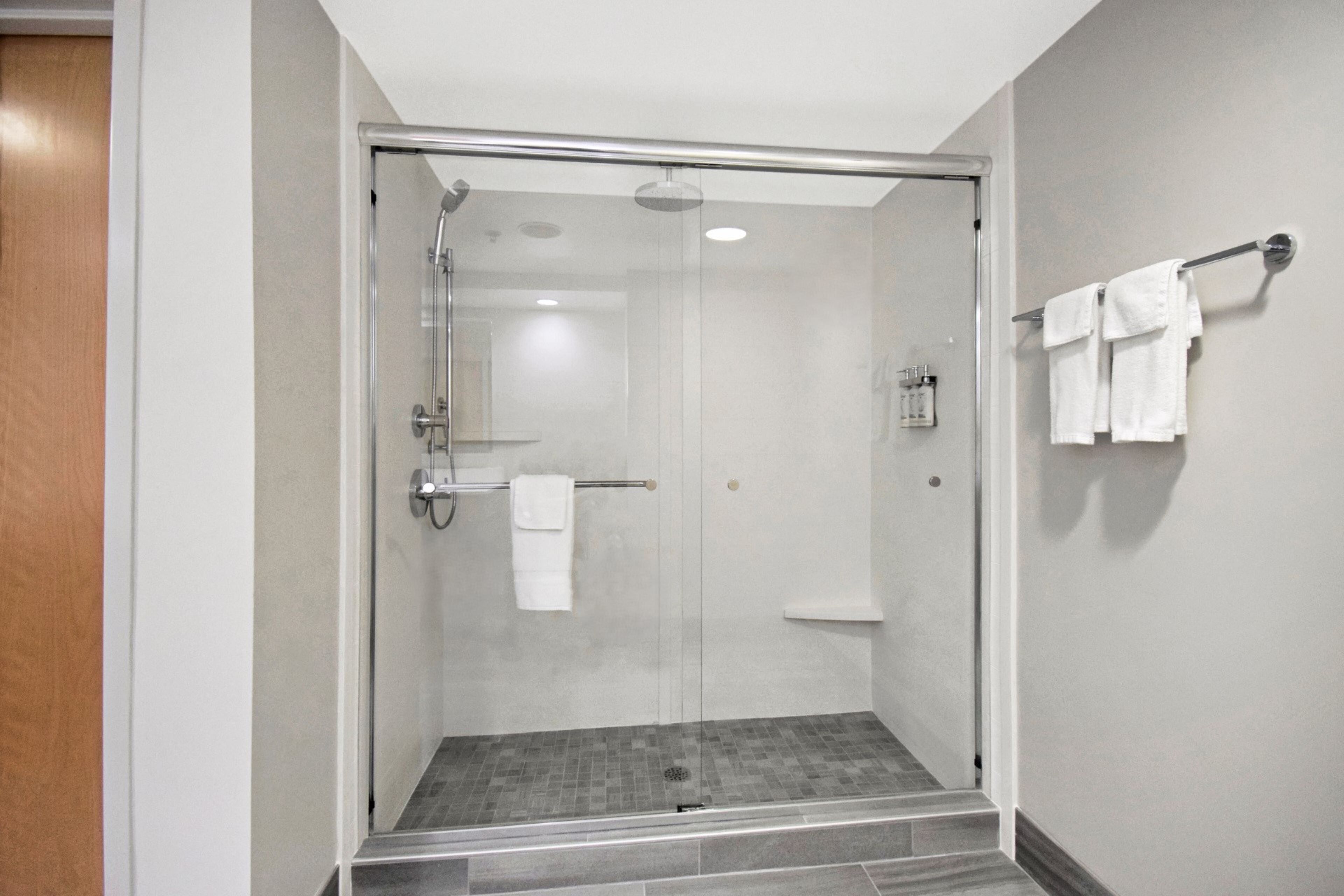Room, 1 Bedroom | Bathroom