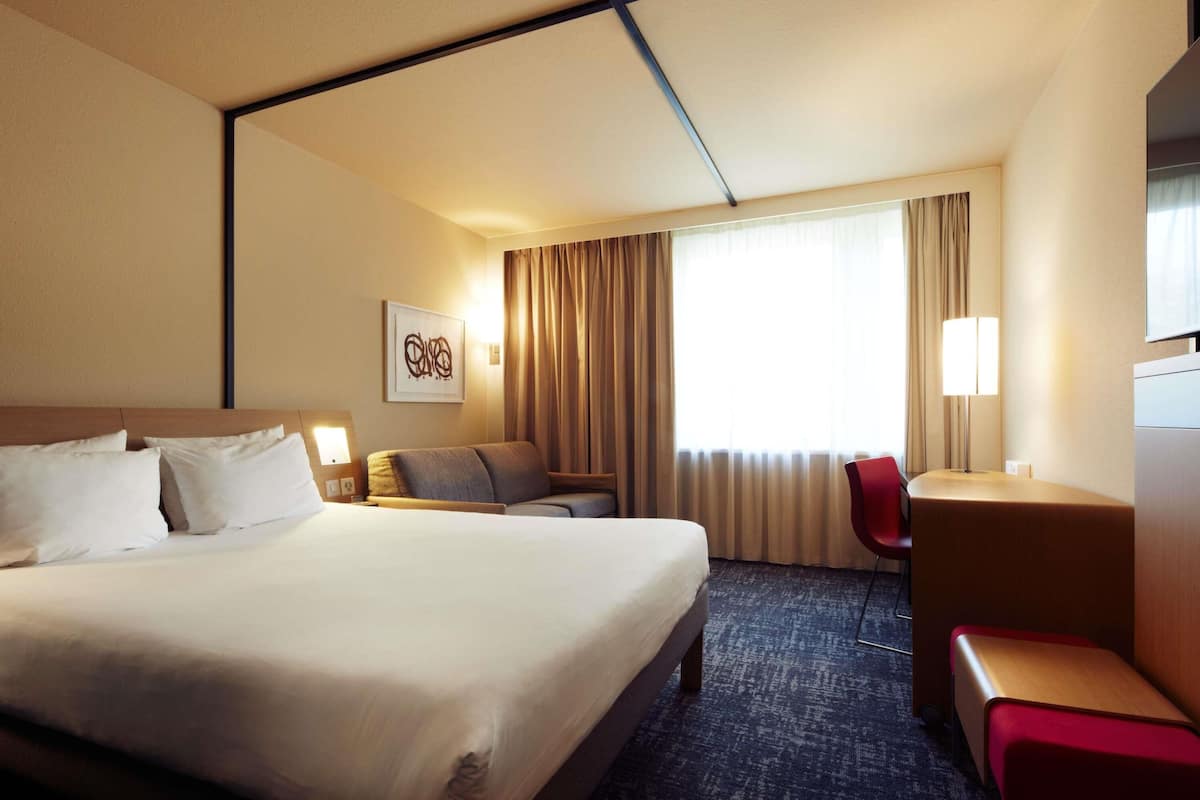 Superior Room, 1 Double Bed with Sofa bed, Non Smoking
