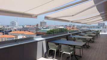 Daily buffet breakfast (EUR 8 per person)