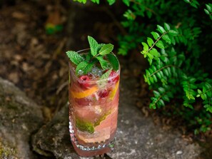 Bar (on property) - ibis Budapest Citysouth (Budapest)