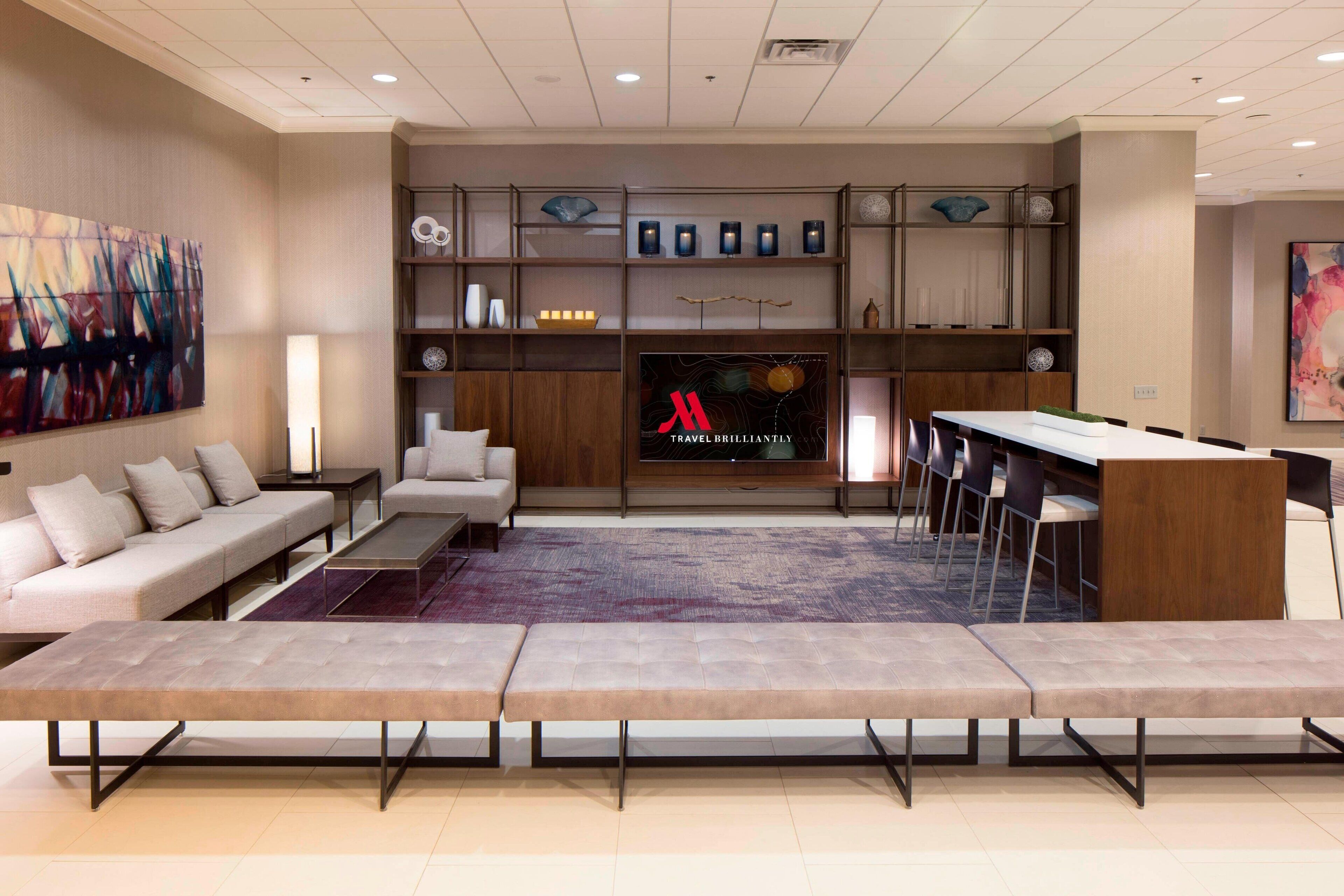 serves lunch and dinner