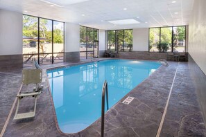 Indendørs pool