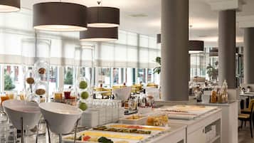 Buffet breakfast for a fee on weekends