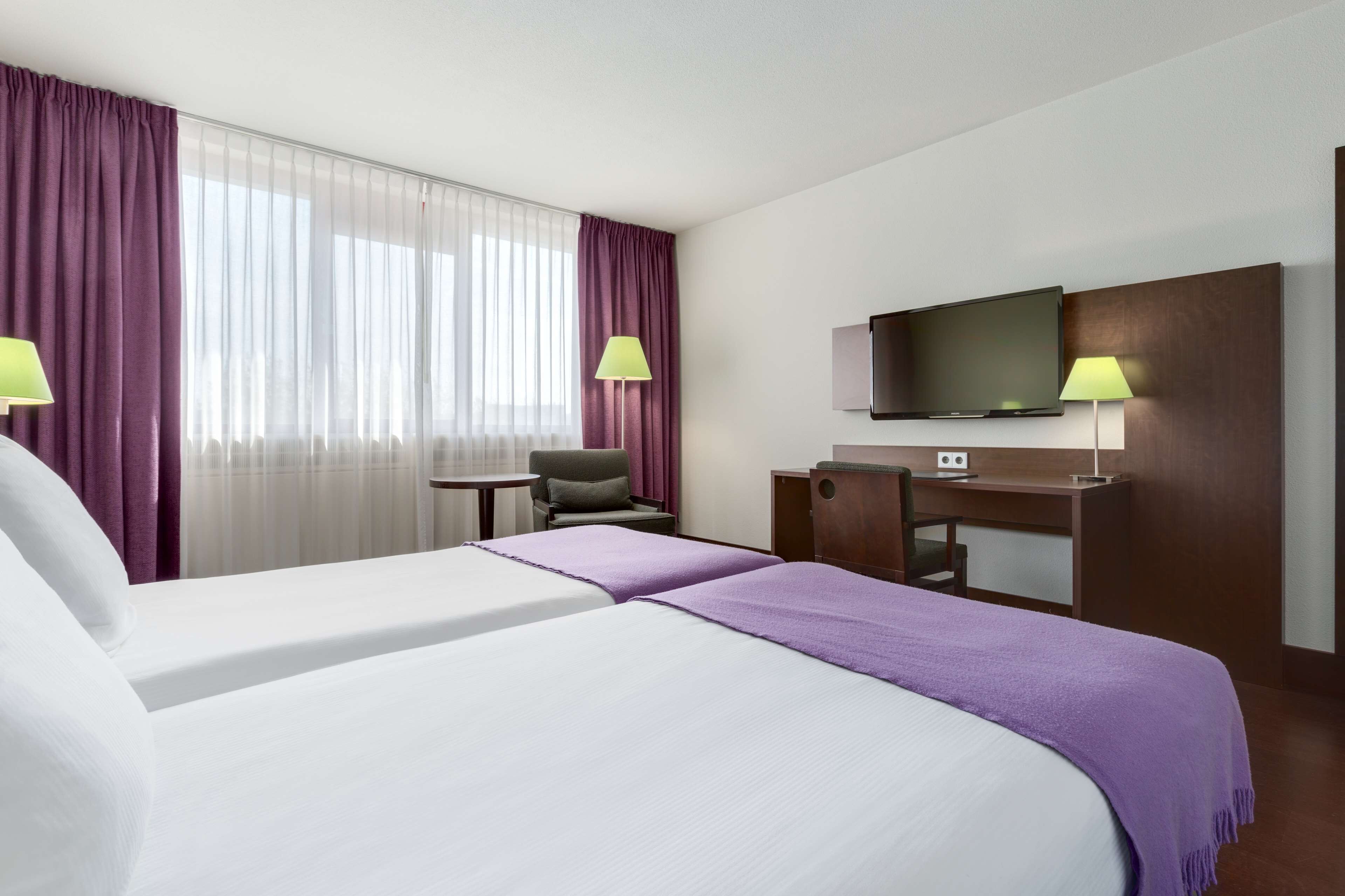 superior room | 1 bedroom, minibar, in-room safe, desk