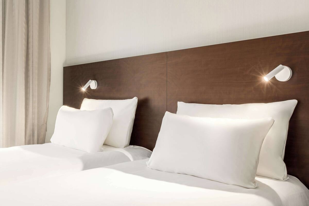 superior triple room | 1 bedroom, minibar, in-room safe, desk