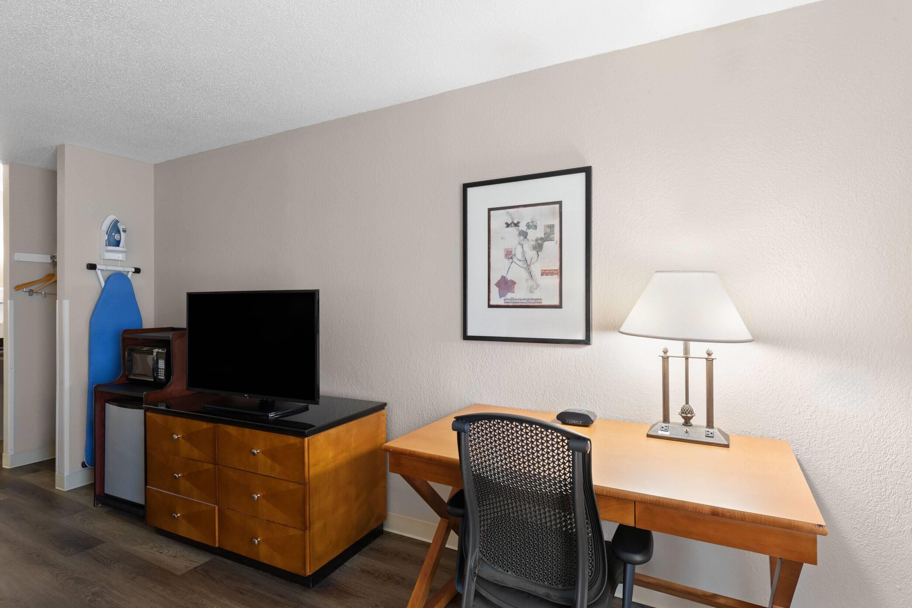 Foto - Baymont by Wyndham Knoxville I-75