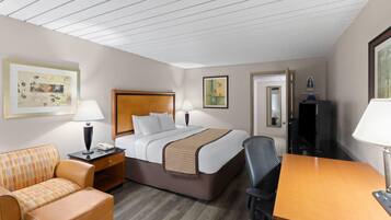 Room, 1 King Bed, Accessible, Non Smoking (Mobility) | In-room safe, blackout curtains, iron/ironing board, cots/infant beds