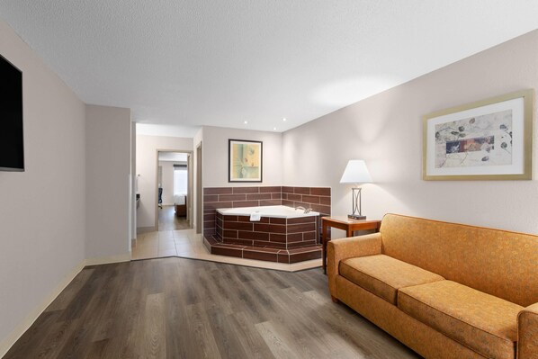 Suite, 1 Schlafzimmer, Nichtraucher | Whirlwanne