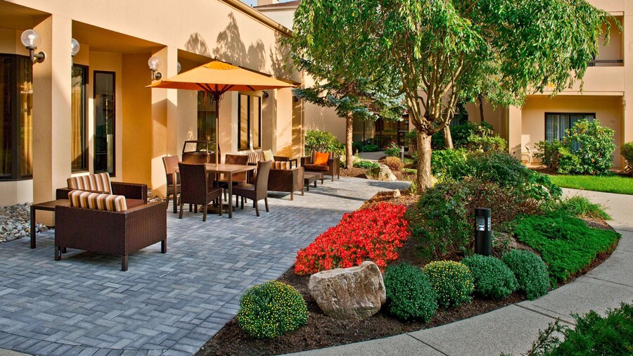 Sonesta Select Whippany Hanover