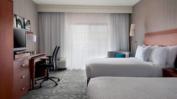 Premium bedding, in-room safe, individually decorated