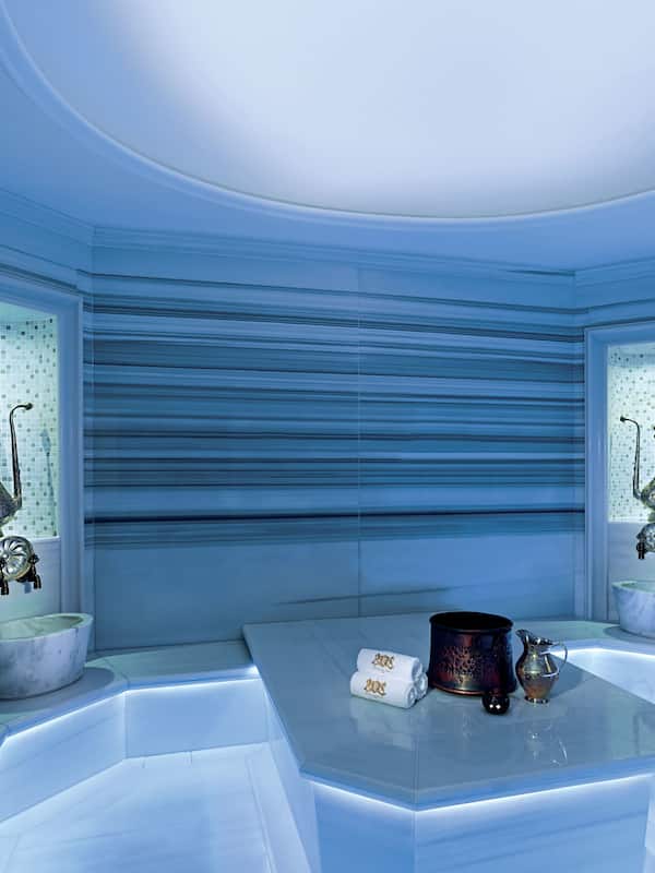 Couples treatment rooms, sauna, hot tub, steam room, Turkish bath
