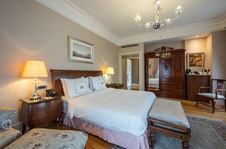 Pera Palace Hotel - Image 100