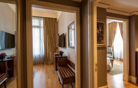 Pera Palace Hotel - Image 26
