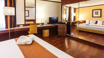 Suite, 1 habitación | Ropa de cama hipoalergénica, camas Select Comfort y minibar