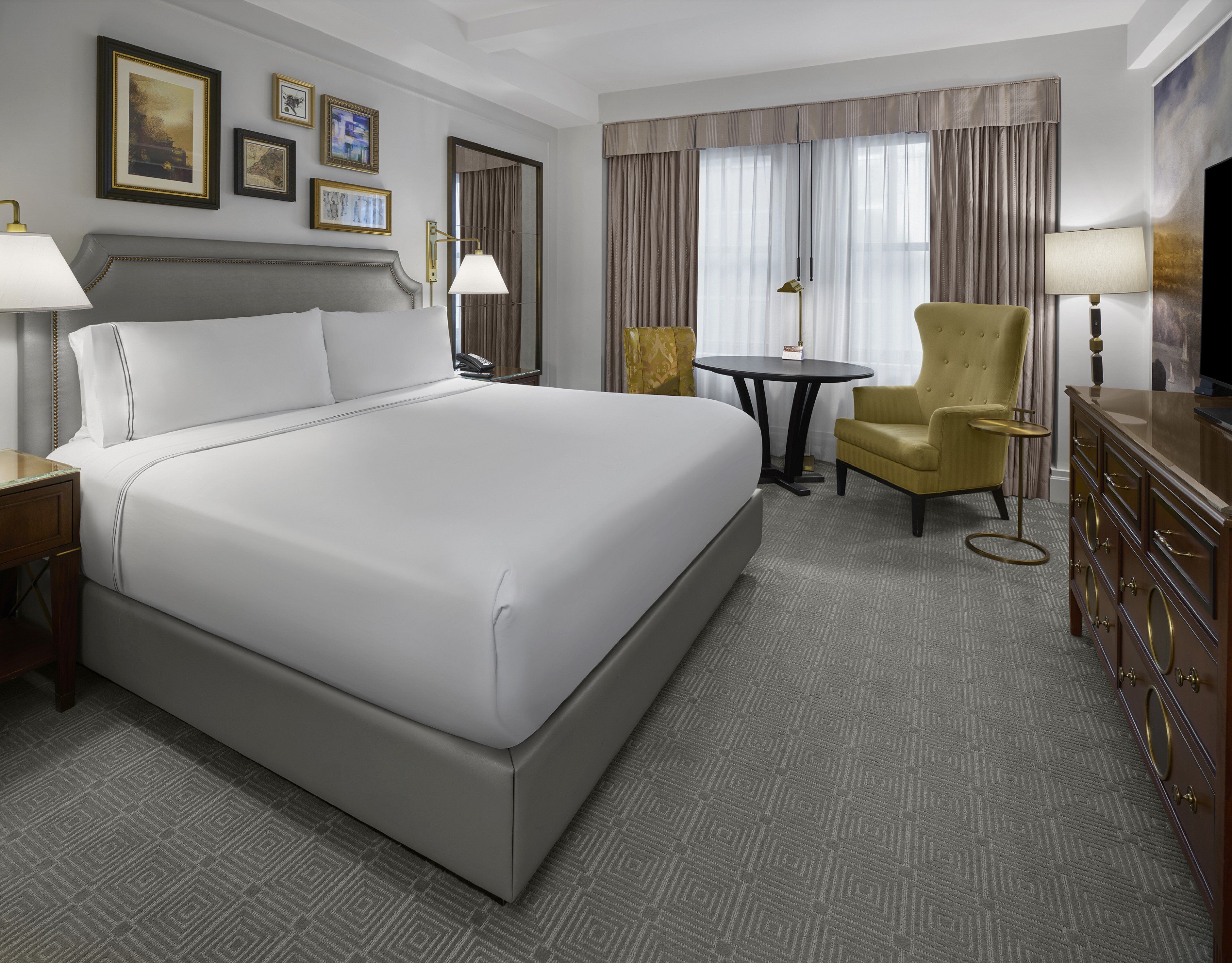 Premium bedding, minibar, in-room safe, desk