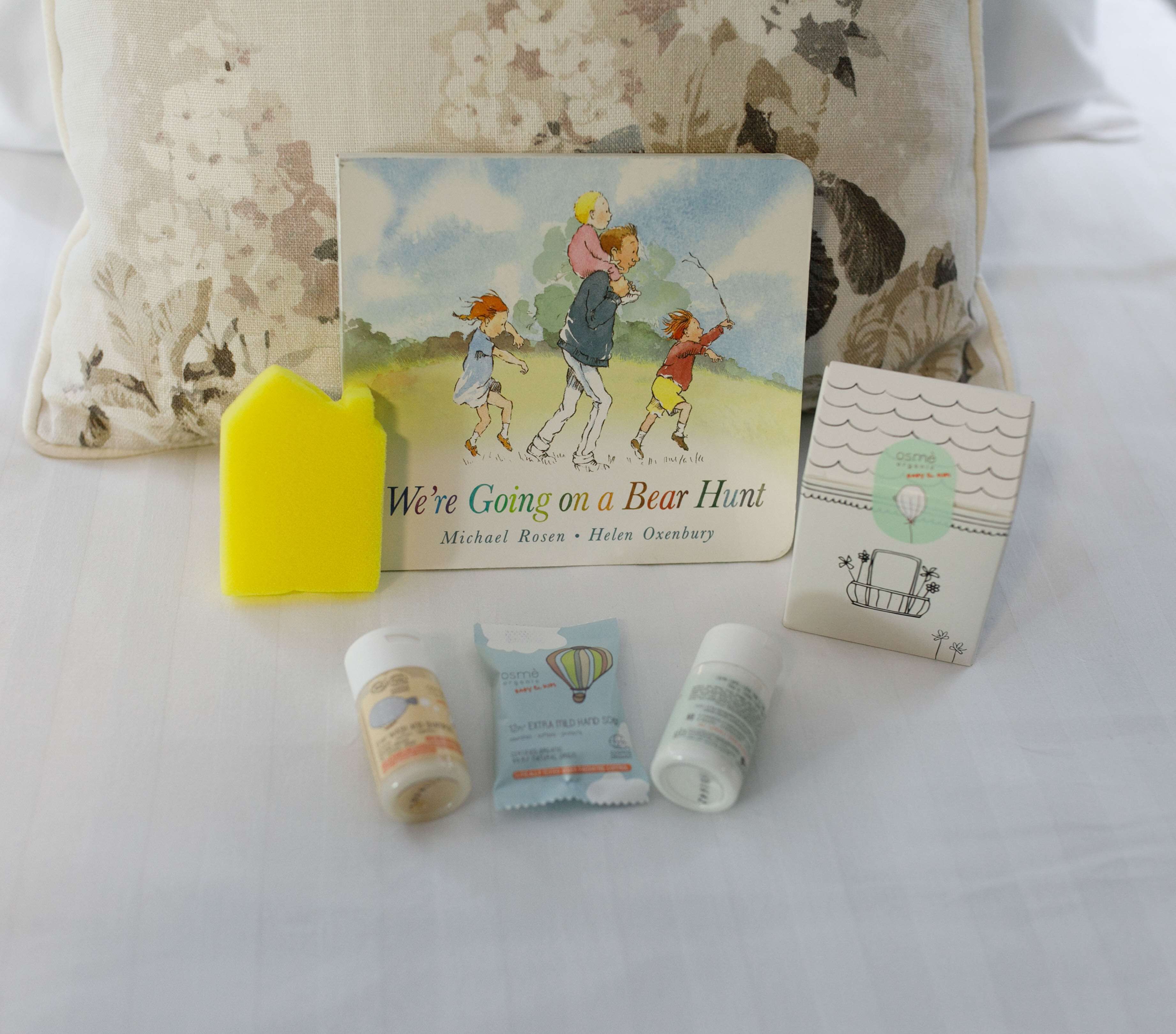 1 bedroom, premium bedding, desk, laptop workspace