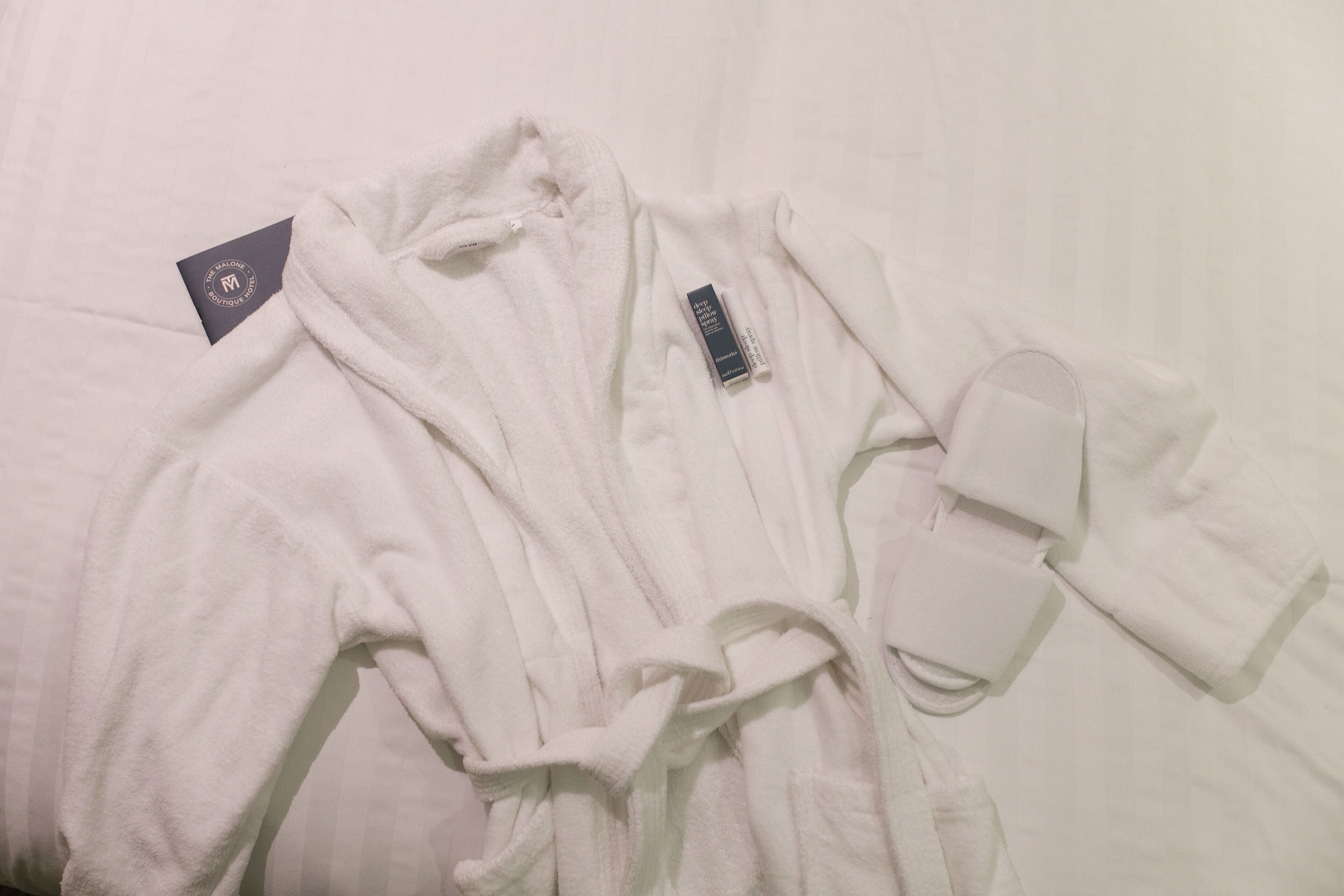 suite | bathroom amenities | deep-soaking bathtub, hair dryer, soap, shampoo