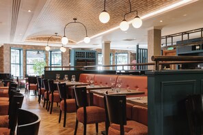 Lunch and dinner served - The Malone Hotel (Belfast)