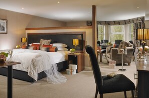 Deluxe Suite | Premium bedding, desk, iron/ironing board, free WiFi - The Malone Hotel (Belfast)