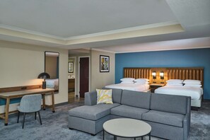 Junior Suite, 2 Queen Beds - DoubleTree by Hilton Chatsworth (Chatsworth)