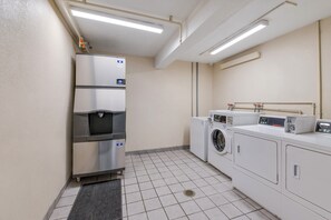 Ruang laundry