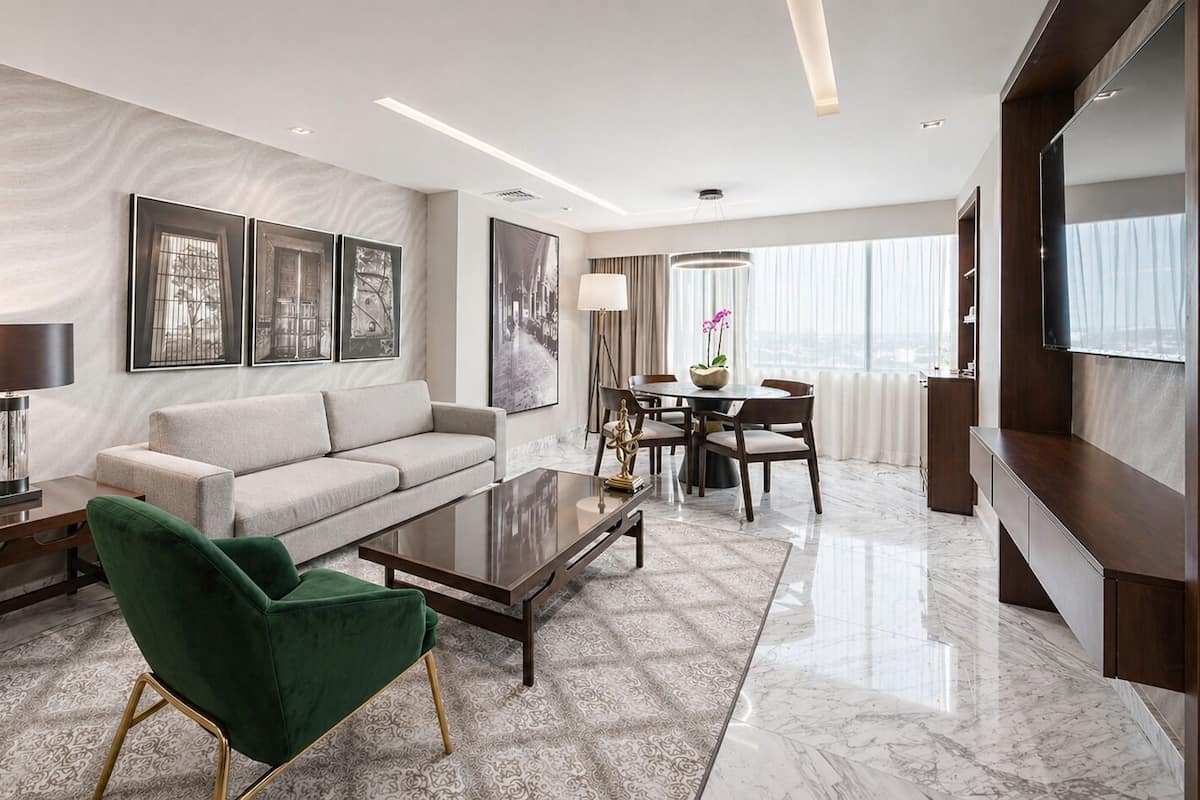 Suite, 1 King Bed (Regency) | Living area