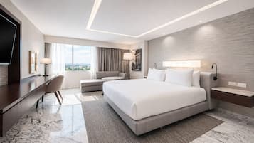 Suite, 1 Tempat Tidur King (Regency) | 1 kamar tidur, minibar, dan brankas