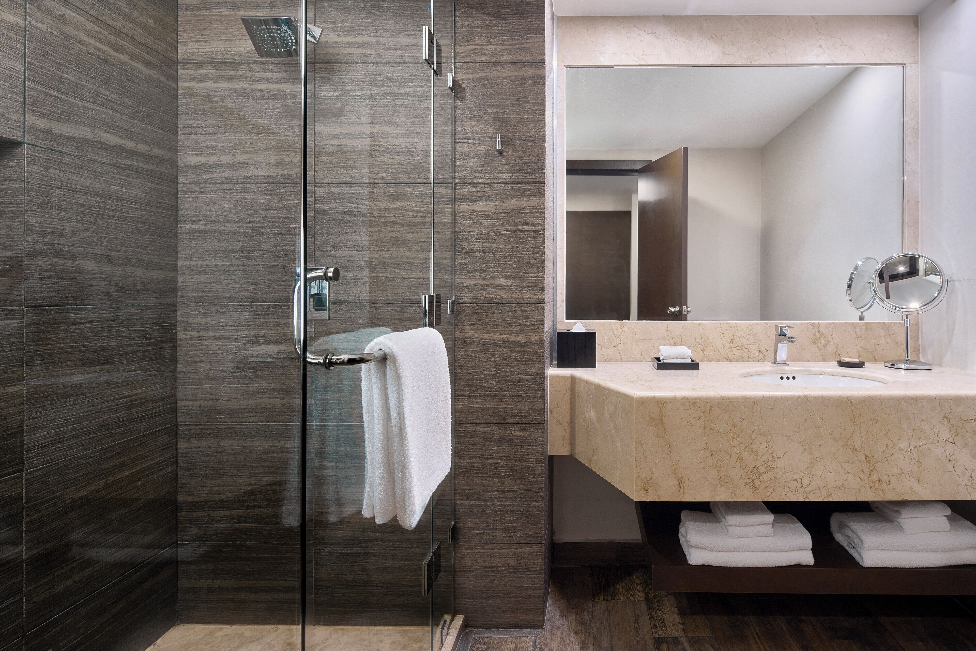 suite, 1 king bed (regency) | bathroom | hair dryer, bathrobes, towels, soap