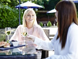 Bar (on property) - Novotel Coventry M6/J3 (Coventry)