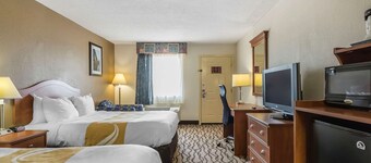 Quality Inn Charleston - Sikeston