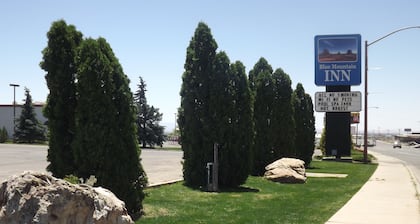 Rodeway Inn & Suites