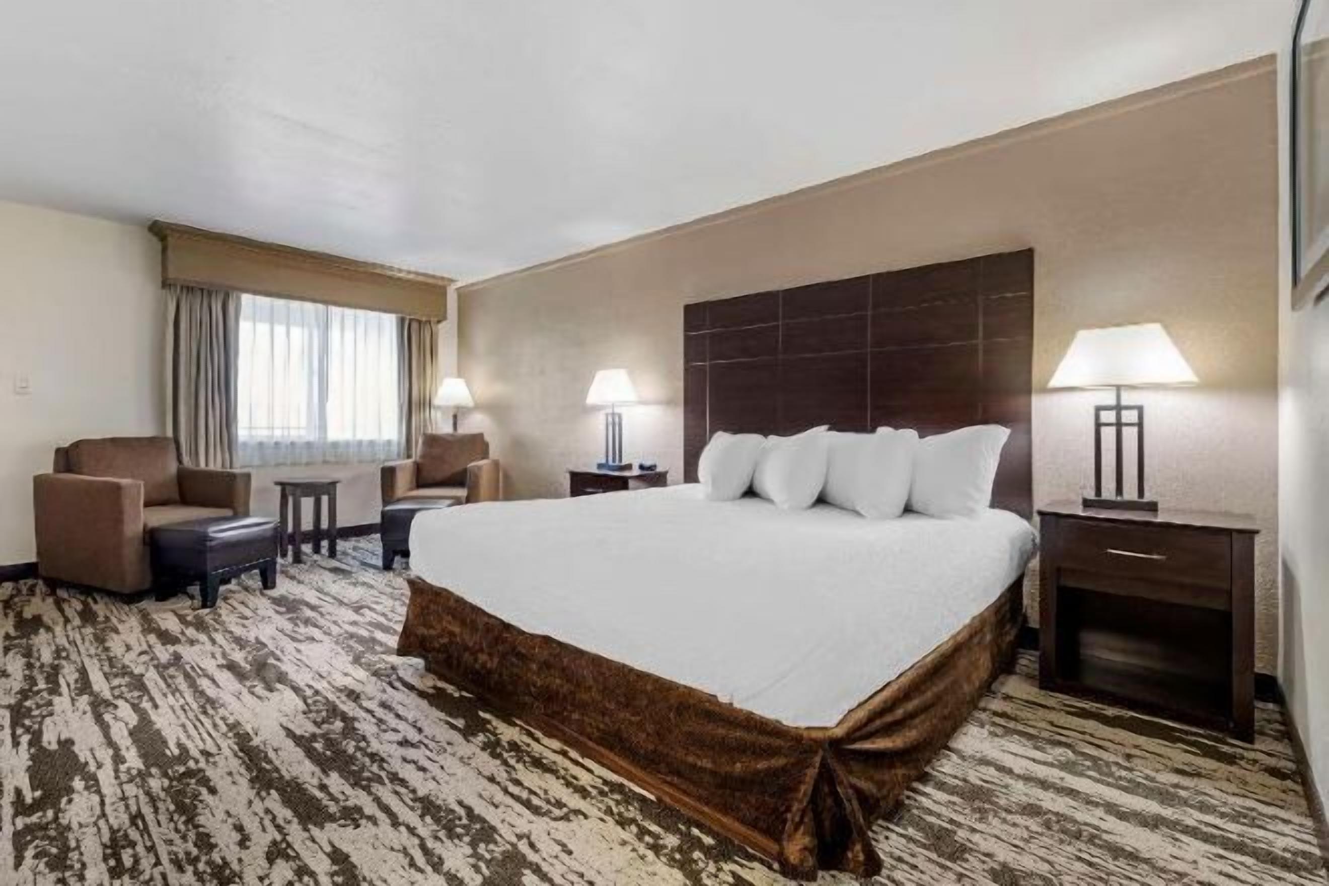 In-room safe, desk, laptop workspace, blackout curtains