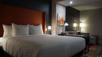 Yksilöllisesti kalustettu, työpöytä