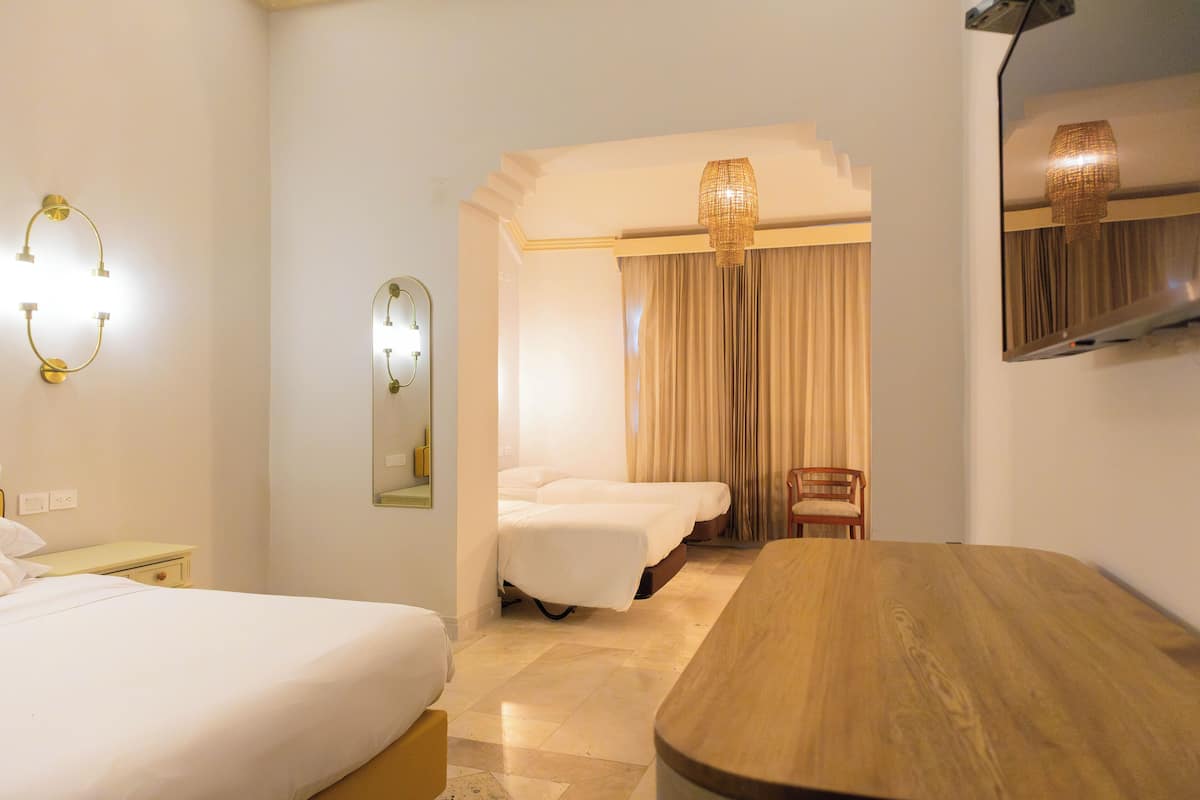 Room, Multiple Beds, Non Smoking | 1 bedroom, Egyptian cotton sheets, premium bedding, Select Comfort beds