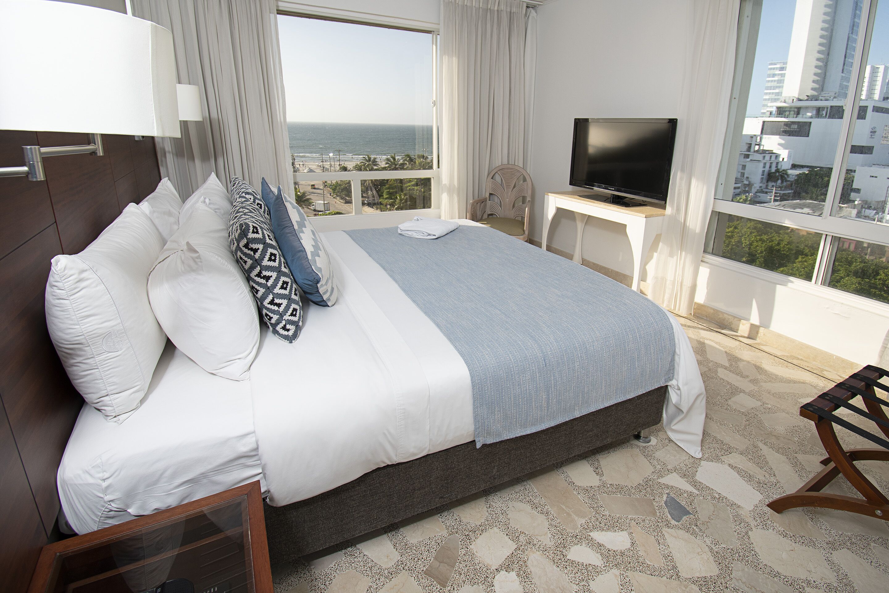 suite, 2 bedrooms, non smoking, ocean view | 1 bedroom, egyptian cotton sheets, premium bedding, select comfort beds