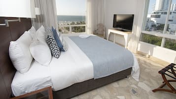 Suite, 2 Schlafzimmer, Nichtraucher, Meerblick | Bettwäsche aus ägyptischer Baumwolle, hochwertige Bettwaren