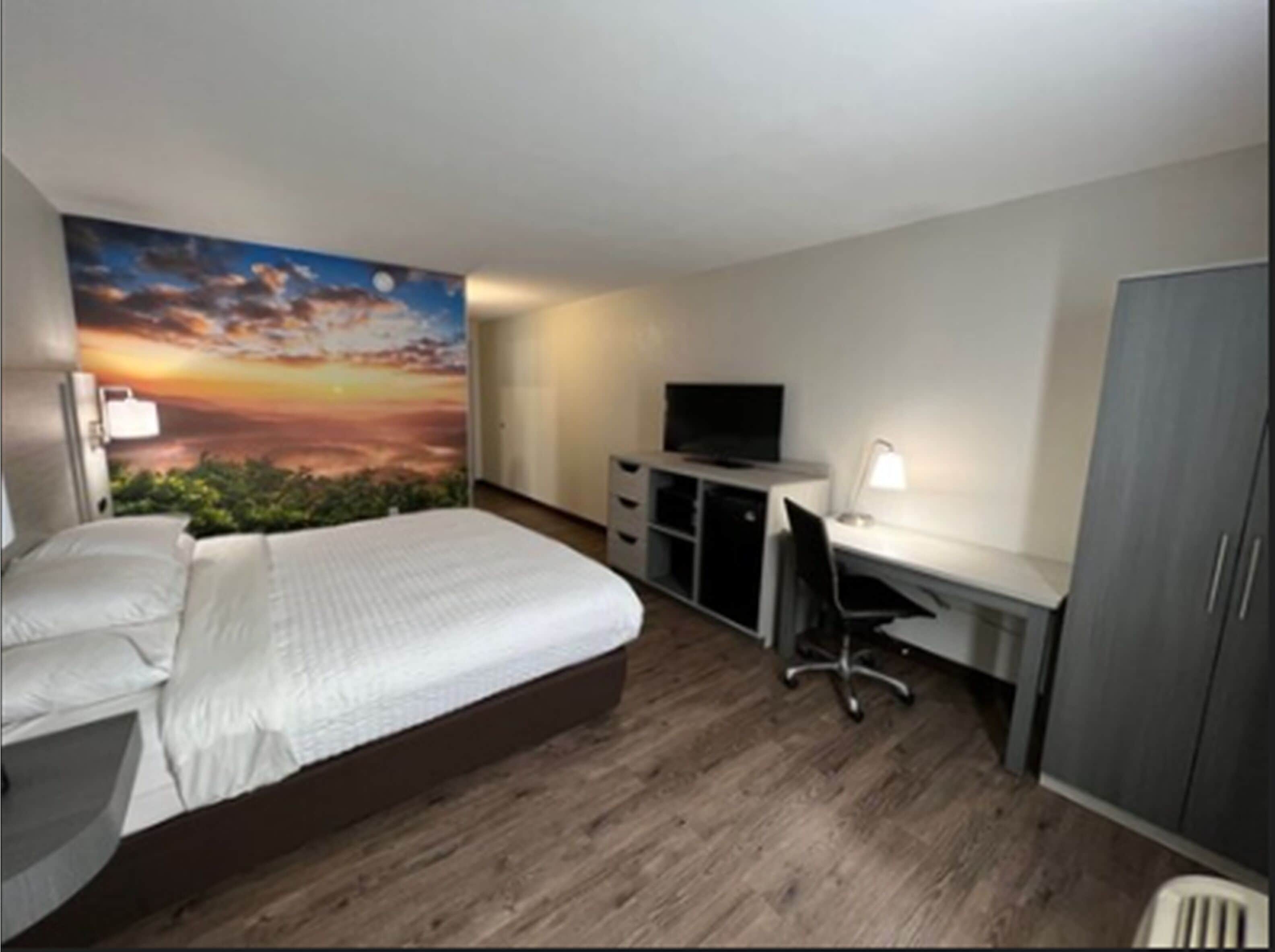 in-room safe, blackout curtains, iron/ironing board, rollaway beds