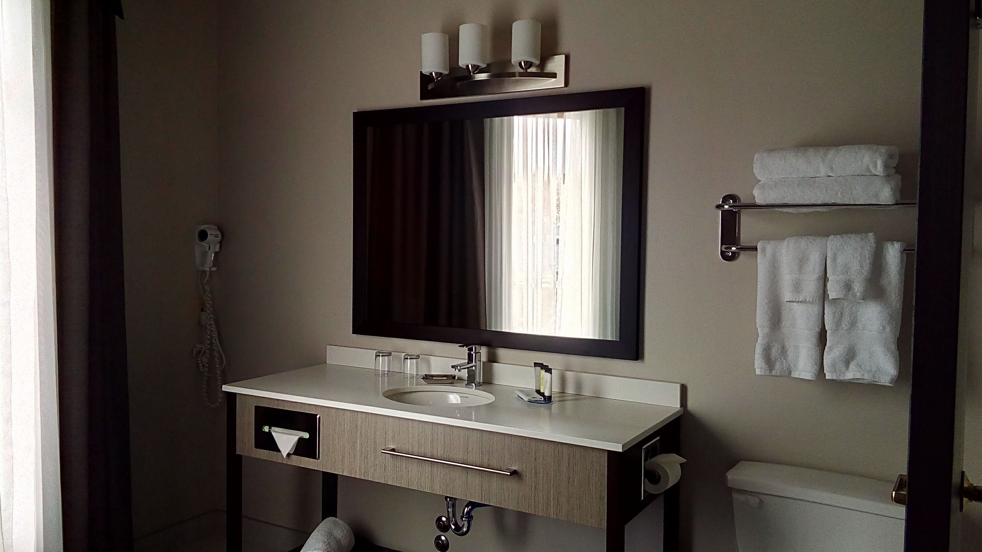 Photo - Chateau Bedford Trademark Collection by Wyndham