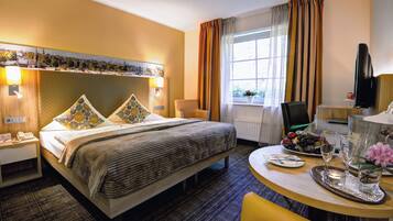 In-room safe, desk, blackout curtains, rollaway beds