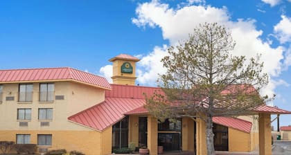 La Quinta Inn & Suites by Wyndham Salt Lake City - Layton