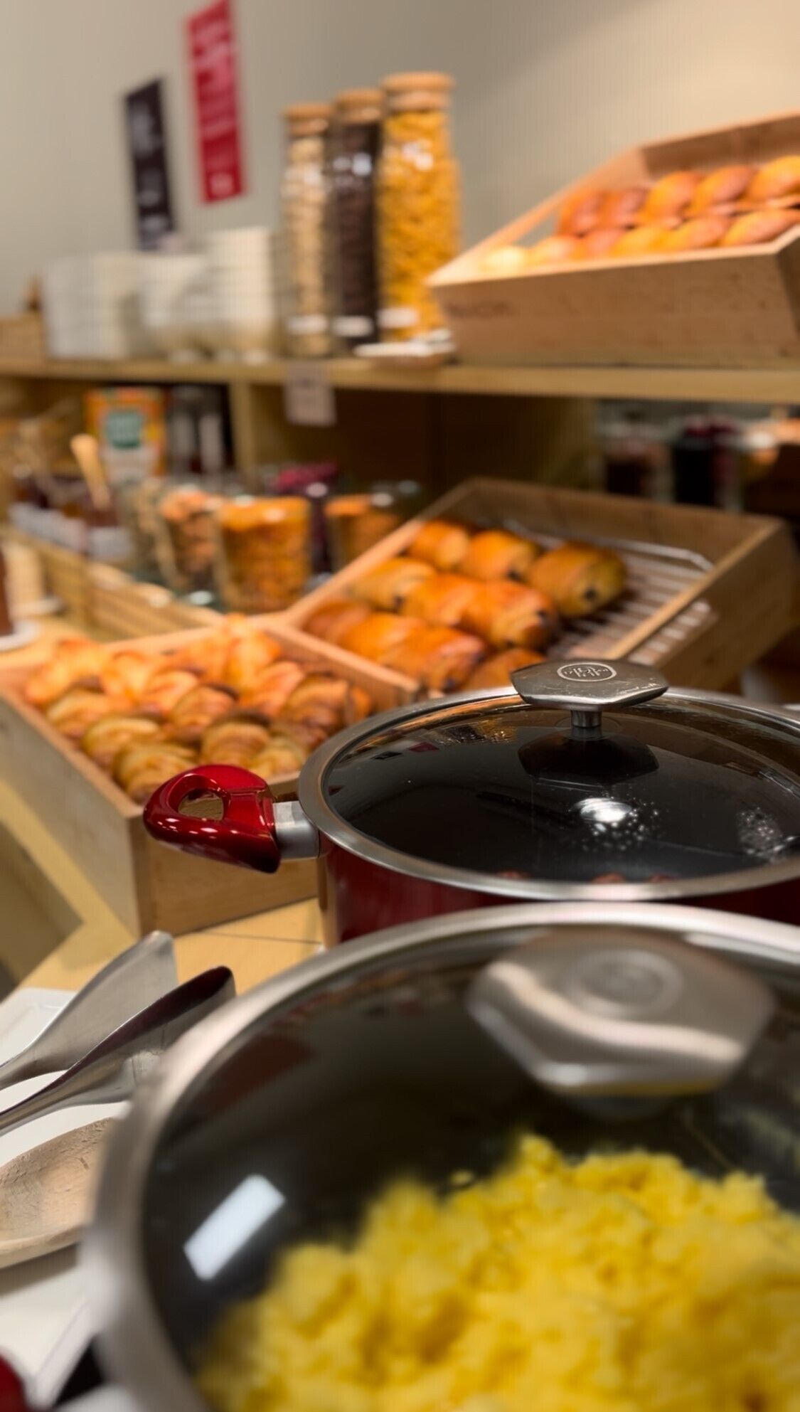 daily buffet breakfast (eur 11.9 per person)