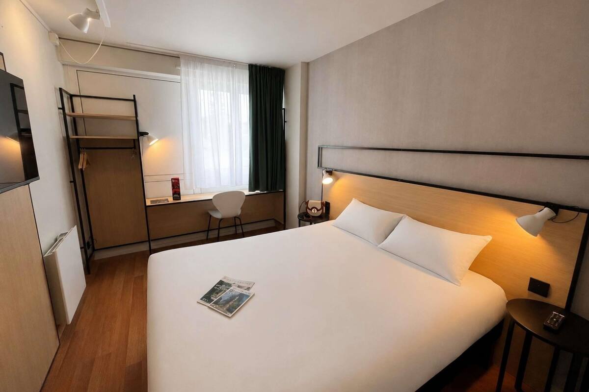 Ropa de cama hipoalergénica, escritorio y cortinas blackout 