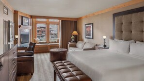 Suite, 1 King Bed (Premium King Junior Suite) | Egyptian cotton sheets, premium bedding, down comforters