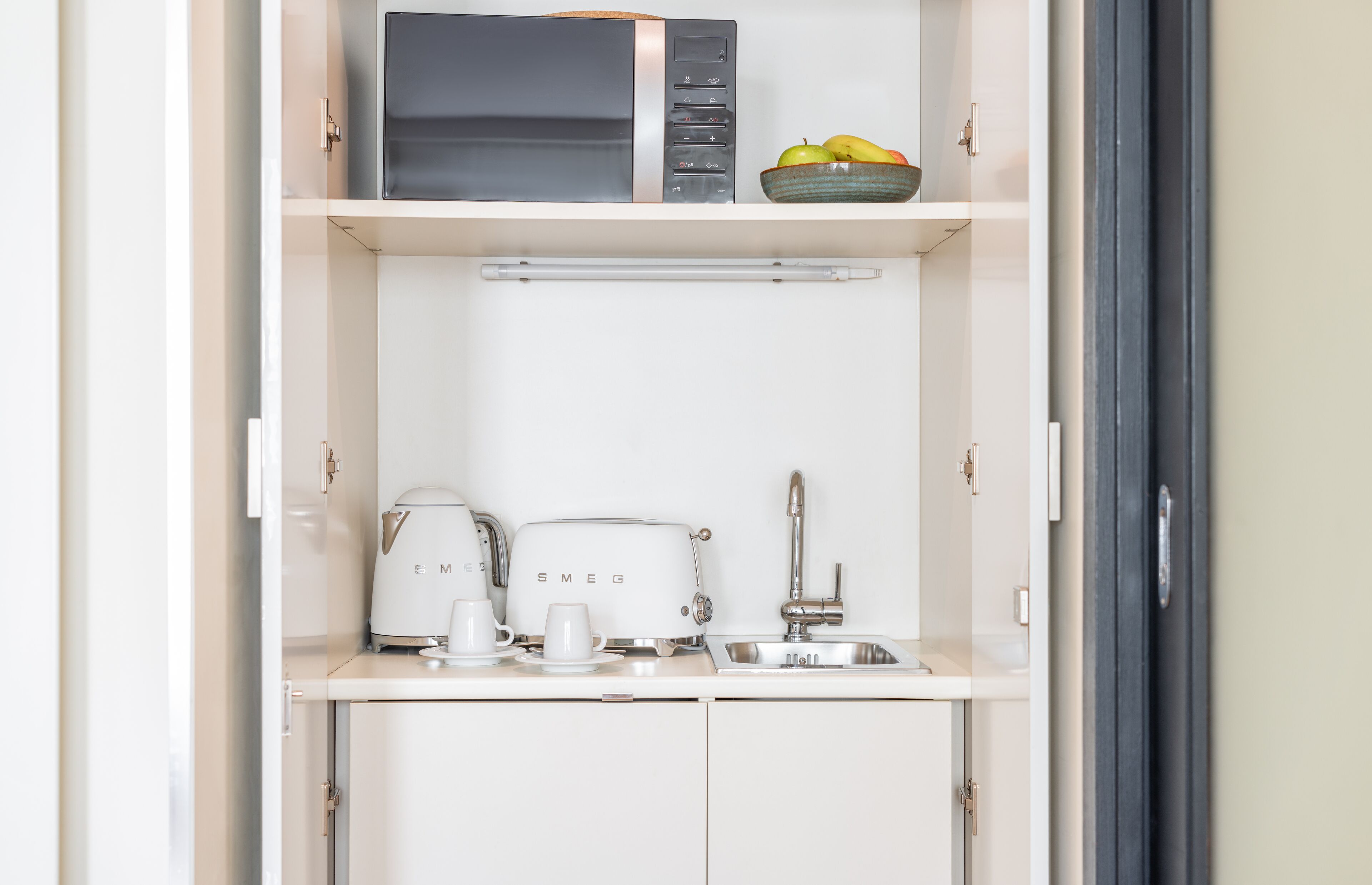 premium studio | private kitchen