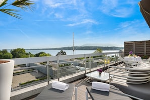 Suite Executive, vista lago | Terrazza/patio