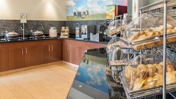 Colazione a buffet inclusa, servita tutte le mattine