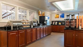 Gratis frukostbuffé varje dag