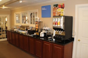 Free daily buffet breakfast 