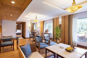 Minibar, in-room safe, desk, blackout curtains