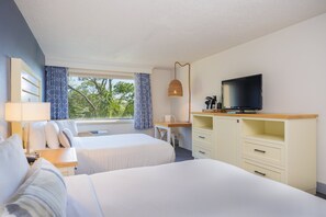 Deluxe Room, 2 Queen Beds